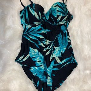 Old Navy One Piece Swimsuit